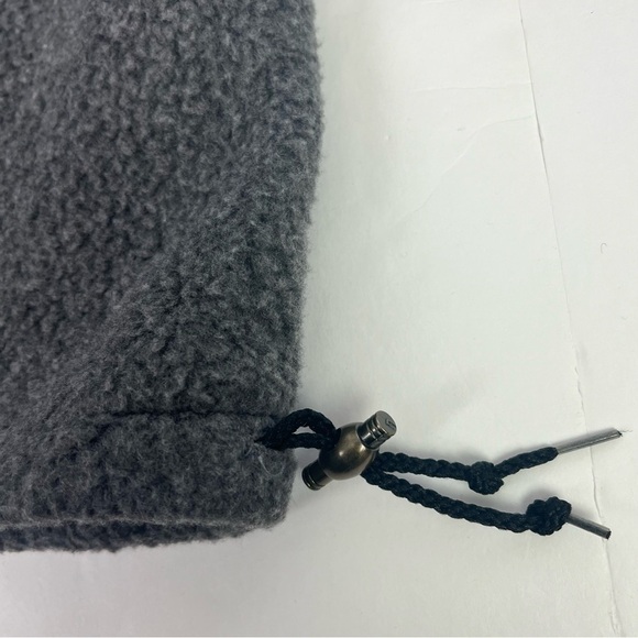 L.L. Bean Men’s Vintage 1/4 Zip Sweater/Jacket Fair Isle Sz Medium Made in USA - Picture 8 of 12